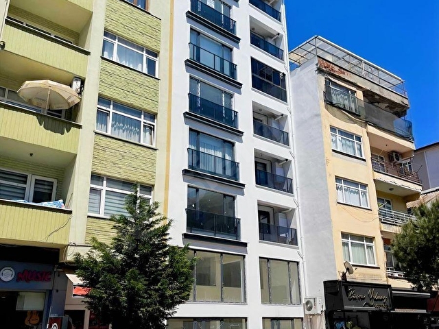 ERDEMİR CAD. ÖZDEMİR VE EREYLİN AVM YAKINI ÖN CEPHE KİRALIK 2+1 - Görsel 7