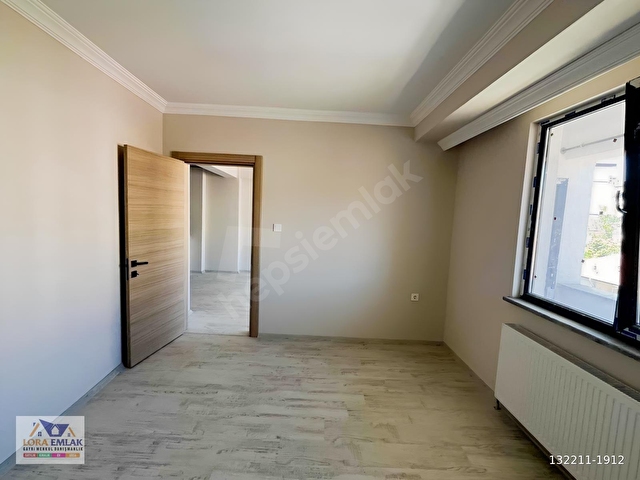 ERDEMİR CAD. ÖZDEMİR VE EREYLİN AVM YAKINI ÖN CEPHE KİRALIK 2+1 - Görsel 25