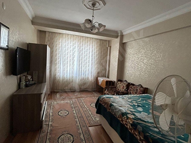 TOPRAK İNŞAAT & EMLAKTAN SEYİTNİZAM MAHALLESİNDE 4+2 220m2 CADDE ÜZERİNDE DEPREM SONRASI BİNADA - Görsel 9