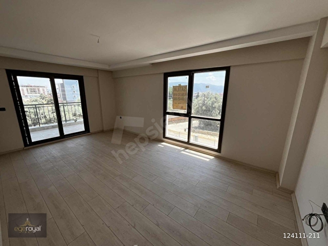 Ege Royal 2.kat Site İçerisinde Otopark ARAKAT kilerli 3+1Daire - Görsel 23