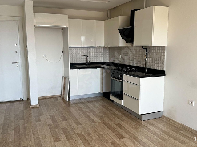 GÜRSEL PAŞADA REAL AVM CİVARI SİTE İÇİ 2+1 AÇIK MUTFAK DAİRE