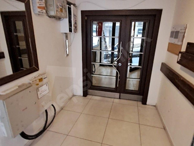 ŞİŞLİ CAMİSİNE 8 DAKİKA FULL EŞYALI SATILIK 1.KAT DAİRE - Görsel 24