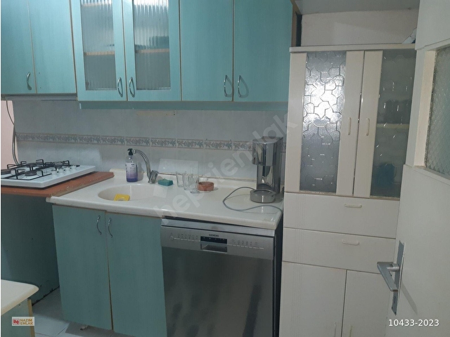 DEMEOKRASİ ÜNÜVERSİRE ARKASI 69 SOKAK NO 33 ÇELİK APT ARA KATTA EŞYALI - Görsel 6