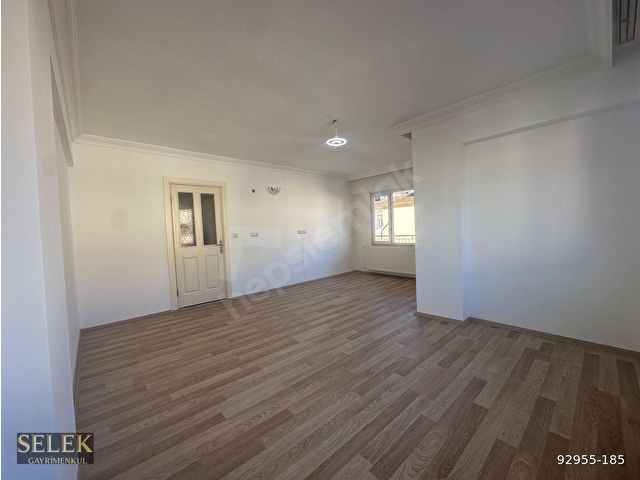 SELEK GAYRİMENKUL den YENİ MAH. 2+1 130m² SATILIK DAİRE - Görsel 4