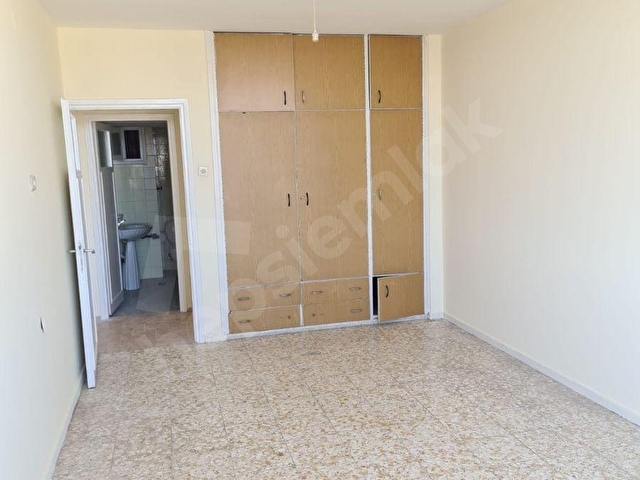 SEYHAN BAŞKENT HASTANE KARŞISINDA 3+1 GDK 170 m2 3.KAT TEMİZ DAİRE.** - Görsel 8