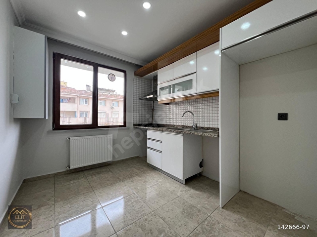 BOSTANCI SPORIUMA KOMŞU ARAKAT GENÇ BİNA AYRI MUTFAKLI 2+1 DAİRE - Görsel 9