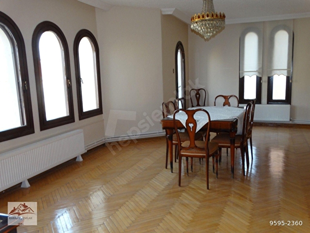 BAHÇELİEVLERDE CENGİZHAN CAD.ÜZERİNDE   4+1 3.KAT. 200M2 KATTA TEK DAİRE ASANSÖRLÜ KARAKUŞTAN - Görsel 13