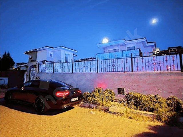 Alaçatıda Satılık Tam Müstakil 4+2 Müştemilatlı Villa - Görsel 9