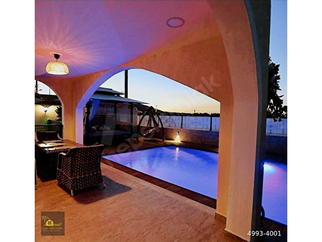Alaçatıda Satılık Tam Müstakil 4+2 Müştemilatlı Villa - Görsel 25