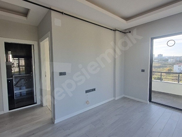 Kiralık lüks 1+1 daire - Görsel 28