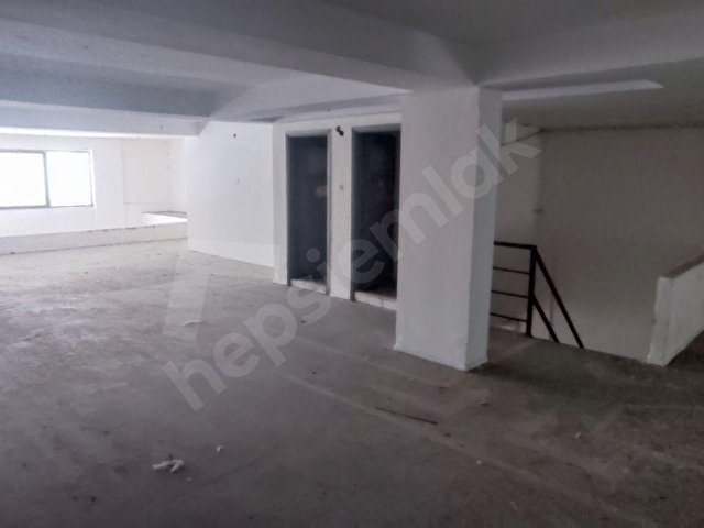 AVŞAR EMLAKTAN BORSA CADDESİNDE BATARLI KİRALIK - Görsel 8