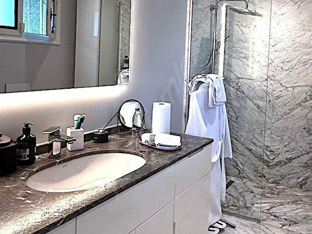 Kuruçeşmede Kiralık 450 m2 Panoramik Deniz Manzaralı Köşk - Görsel 23