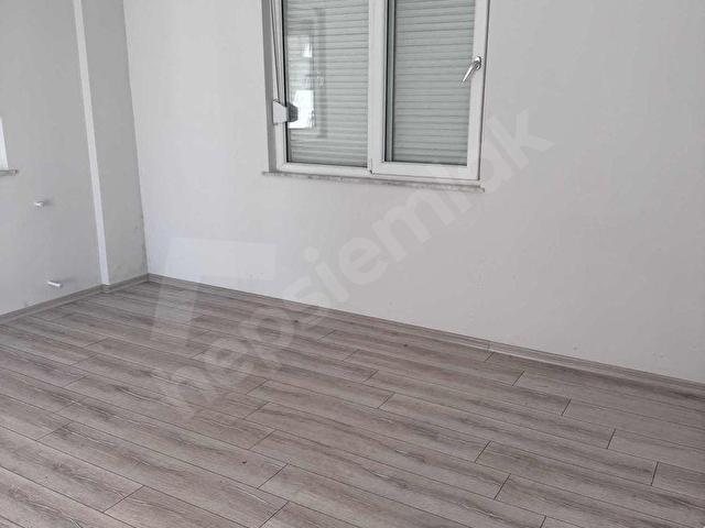 BAHÇEYAKADA DEPOLU GENİŞ 2+1 AYRI MUTFAKLI KİRALIK DAİRE - Görsel 15