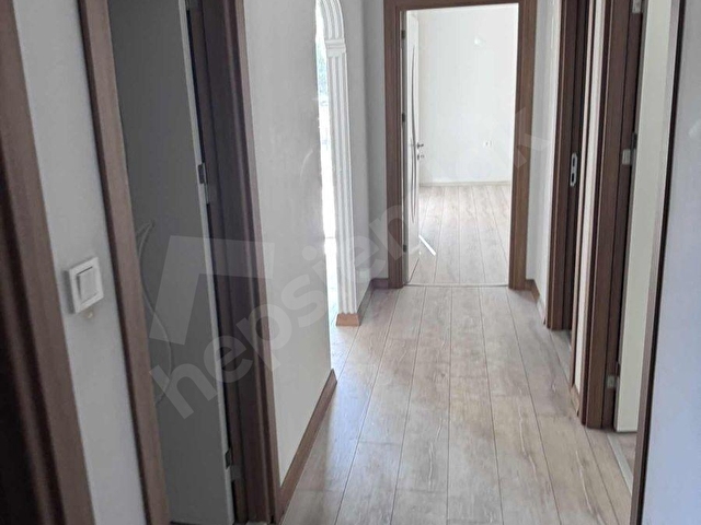 BAHÇEYAKADA DEPOLU GENİŞ 2+1 AYRI MUTFAKLI KİRALIK DAİRE - Görsel 3