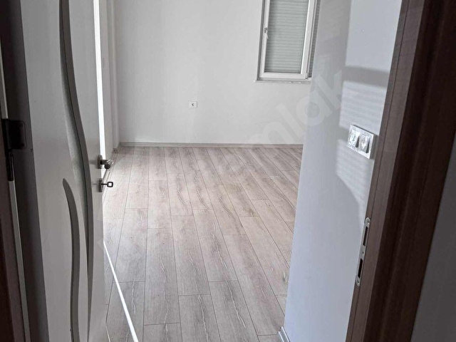 BAHÇEYAKADA DEPOLU GENİŞ 2+1 AYRI MUTFAKLI KİRALIK DAİRE - Görsel 13