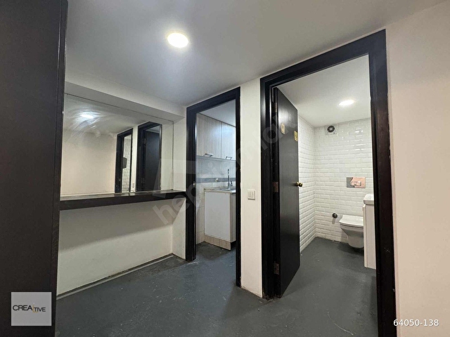 Taksim Sıraselviler Caddesi Üzerinde Kiralık 250 M2 İşyeri - Görsel 9
