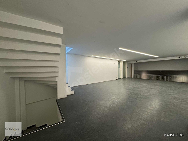 Taksim Sıraselviler Caddesi Üzerinde Kiralık 250 M2 İşyeri - Görsel 16
