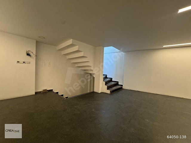 Taksim Sıraselviler Caddesi Üzerinde Kiralık 250 M2 İşyeri - Görsel 15