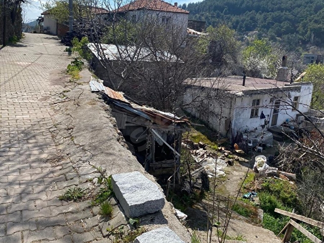 KÜÇÜKÇETMİ KÖYÜ’NDE KÖY İÇİNDE 254 m² ARSA İÇİNDE EV - Görsel 16