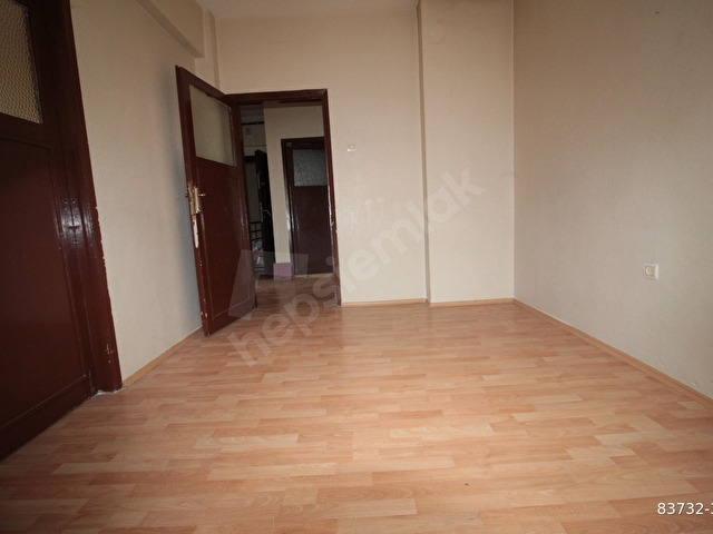 KARABÜK SAFRANBOLU MERKEZ CAMİ YANINDA SATILIK 3+1 DAİRE - Görsel 7