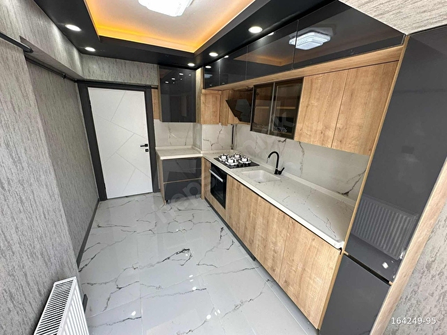 ADRES GAYRİMENKULDEN ELVAN MAH. FULL YAPILI ÖN CEPHE 3+1 DAİRE - Görsel 5