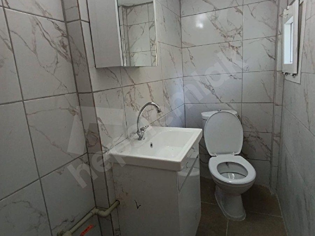 AHMETBEYLİDE 5+1 TRİPLEX YAZLIK 317 M2 GENİŞ BAHÇEYE SAHİPTİR GÖZLEM SİTESİNDE - Görsel 9