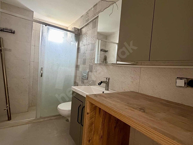 Merkezi Konumda, site içerisinde 3+1 Kiralık Villa - Görsel 6