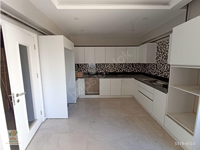 MÜKEMMEL LOKASYONDA SOSYAL YAŞAM ALANLI SİTEDE 4+1 SIFIR LÜKS DAİRE - Görsel 3