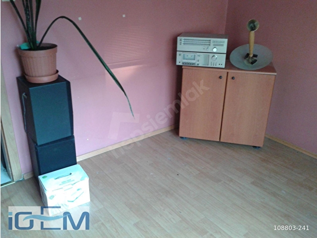 ÇORLU BAYOL İŞ MERKEZİNDE KULLANIŞLI MUTFAK+WCLİ KİRALIK BÜRO - Görsel 4