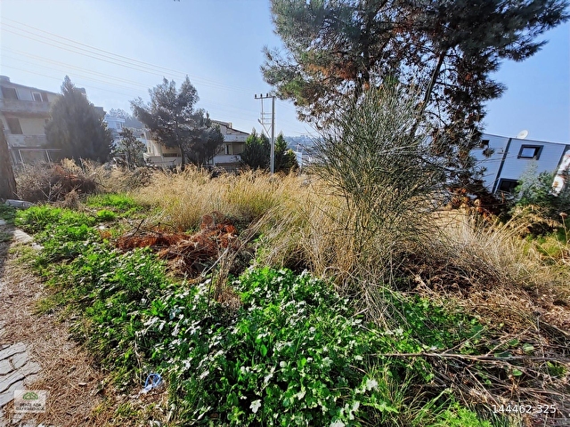Kuşadası SOĞUCAKta Satılık 332 m2 Deniz Manz Villa imarlı Arsa - Görsel 3