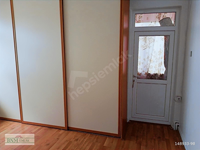TIP FAKÜLTESİ HASTANESİ VE METROYA YAKIN KİRALIK DAİRE 3+1 - Görsel 12