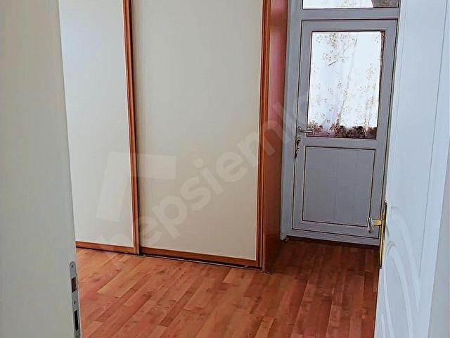 TIP FAKÜLTESİ HASTANESİ VE METROYA YAKIN KİRALIK DAİRE 3+1 - Görsel 11