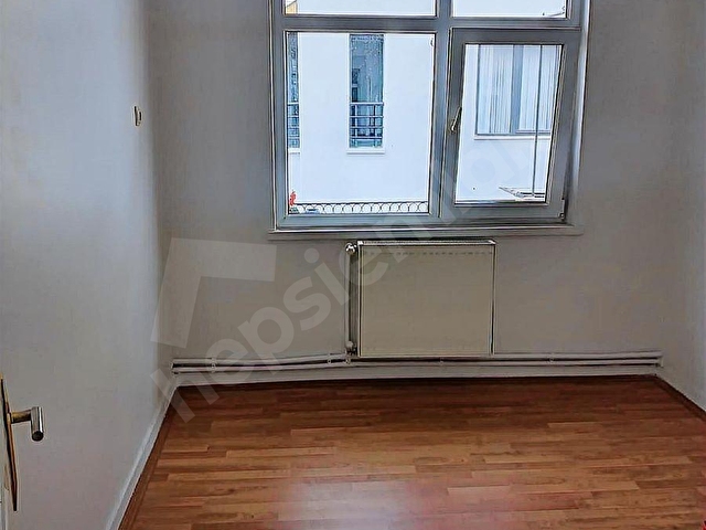 TIP FAKÜLTESİ HASTANESİ VE METROYA YAKIN KİRALIK DAİRE 3+1 - Görsel 15