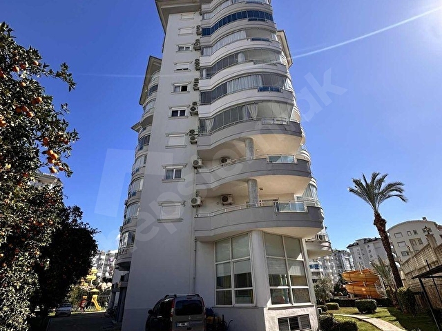 CİKCİLLİ BANANA GARDEN 1+1 EŞYALI GENİŞ DAİRE