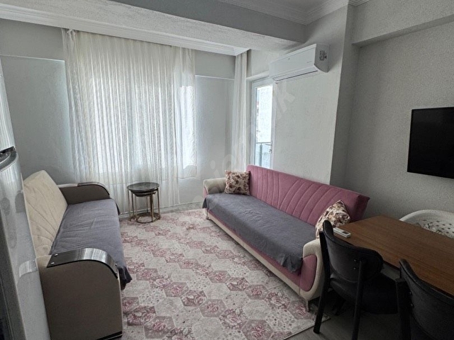1+1 Merkezde Eşyalı Kiralık Daire - Görsel 2