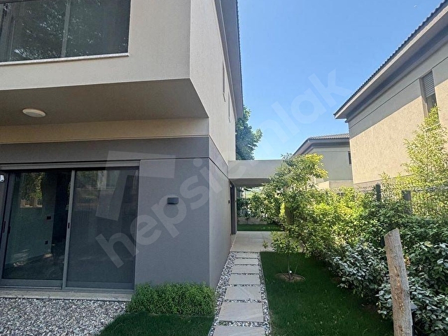 GÜZELBAHÇE YELKİDE SATILIK MÜSTAKİL SIFIR VİLLA - Görsel 22