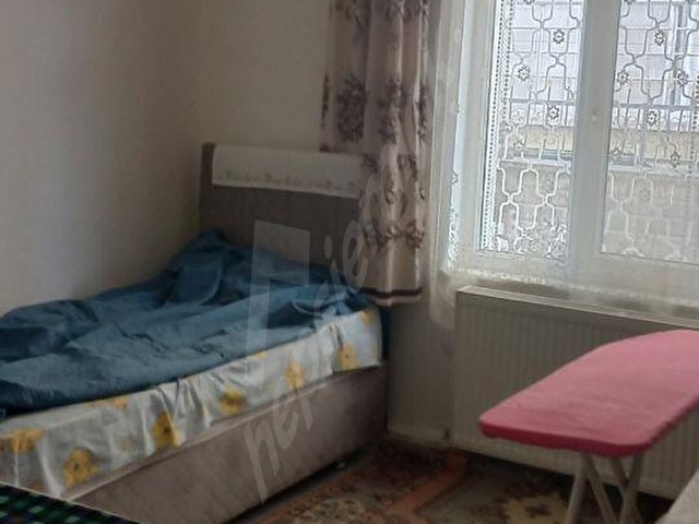 YERLİ EMLAKTAN KARAMAN İLİ MERKEZ VALİDE SULTAN MAHALLESİNDE SATILIK BAKIMLI 2+1 DAİRE - Görsel 2