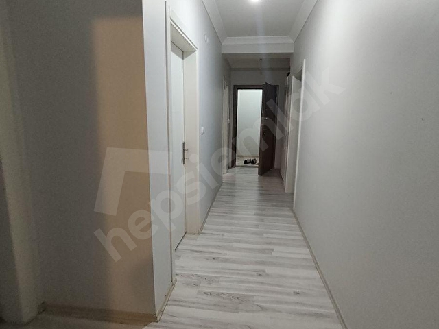 RÜSTEM MAH. 2+1 ZEMİN KAT 7 YILLIK SATILIK DAİRE - Görsel 26