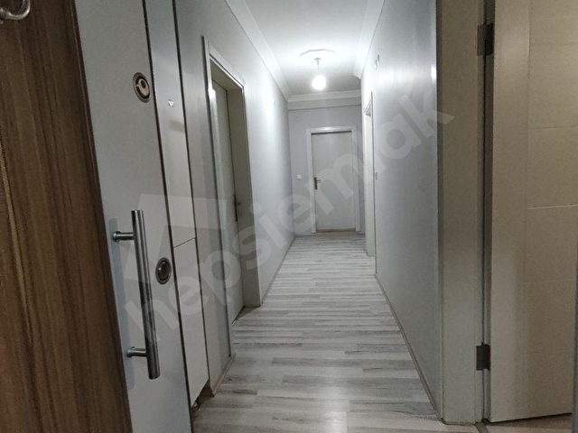 RÜSTEM MAH. 2+1 ZEMİN KAT 7 YILLIK SATILIK DAİRE - Görsel 10