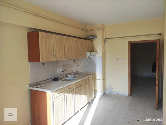 BAHÇELİEVLER MERKEZDE KÖK TAPULU ARA KATTA SATILIK 3+1 DAİRE - Görsel 21