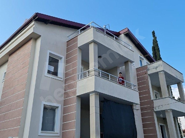 ARSLANLAR GRUP DİKKATLİ GAYRİMENKULDEN SEYDİKEMER MERKEZDE 3+1 130 M2 SATILIK DAİRE