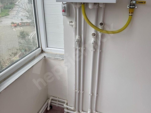 Burhaniye Ören’de Satılık Kaloriferli Çok Temiz 3+1Tripex Villa, Dilek Emlak’dan - Görsel 20