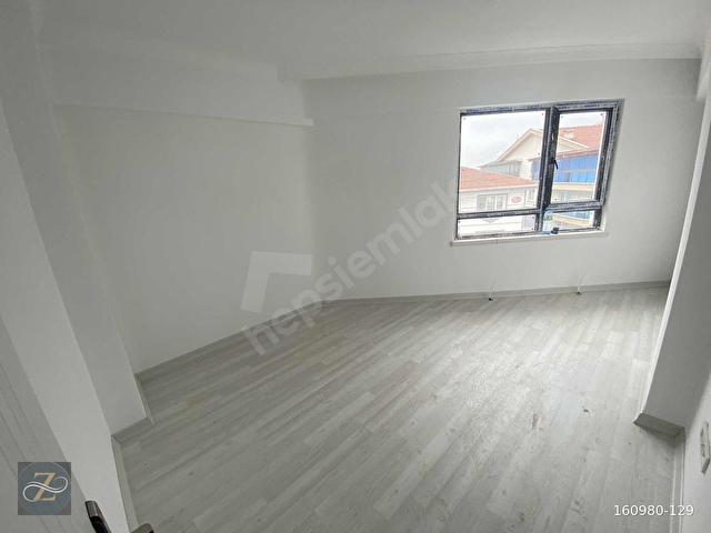 KÜÇÜKKAYAŞDA 2+1 ÖN CEPHE FIRSAT FİYATLI KAT MANZARALI DAİRE - Görsel 18