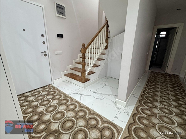 RE/MAX İNCİDEN TOYGAR MAH. OKULLAR BÖLGESİ SATILIK 4+1 DUBLEKS - Görsel 3