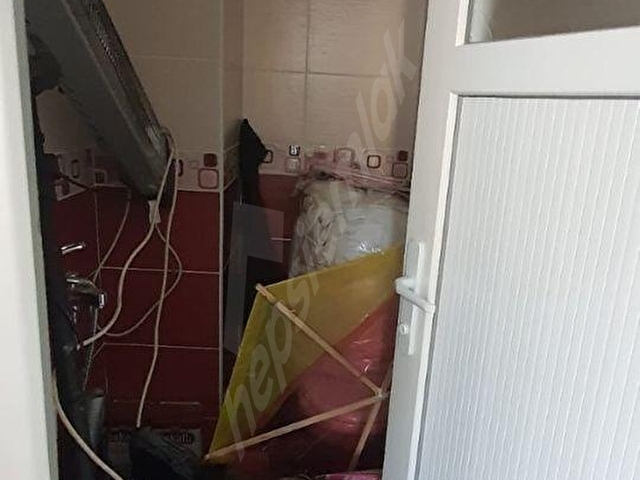 Güngören Güven Mah Nefin Karşısında 13 Yıllık 5+1 230m2 Dubleks - Görsel 12