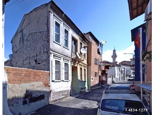 Konak Dis Hastanesi Arkasinda Iki Kat Imarli Arsa 4834 1279 Hurriyet Emlak