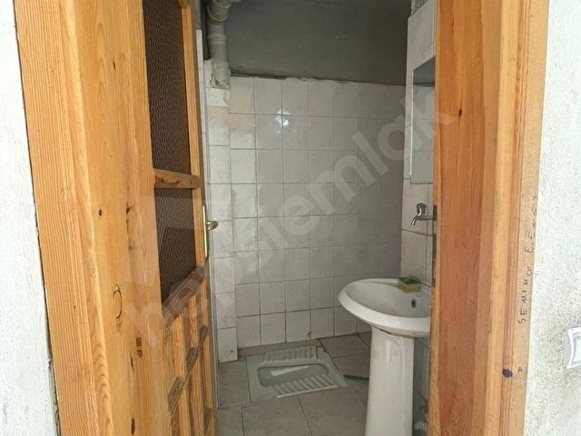 ANTALYA ELMALI İLÇESİNDE ÇARŞI MERKEZDE İŞLEK CADDE ÜZERİNDE 140m2 KİRALIK DÜKKAN - Görsel 14