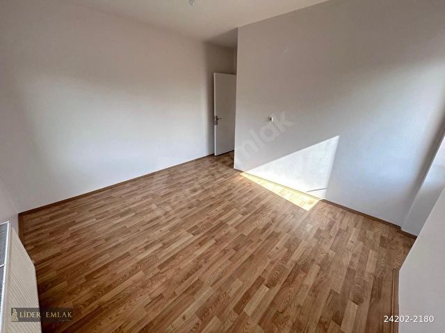 LİDER EMLAKTAN PROTOKOL YOLUNDA 3+1 SATILIK DAİRE - Görsel 11