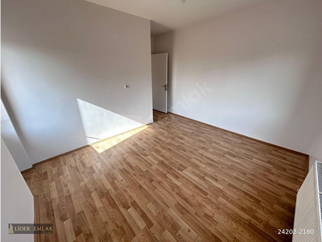 LİDER EMLAKTAN PROTOKOL YOLUNDA 3+1 SATILIK DAİRE - Görsel 12