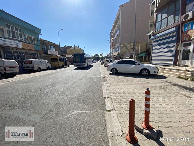 ESKİ SANAYİDE YOL ÜSTÜNDE KİRALIK 80 M2 DÜKKAN - Görsel 2